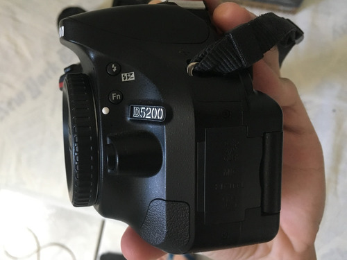 Nikon D5200 Seminova+lente 18-55mm+lente 50mm + Cartão32gb