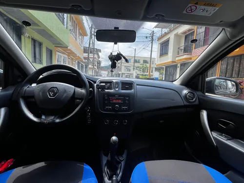 Renault Logan 1.6 Expression / Life +