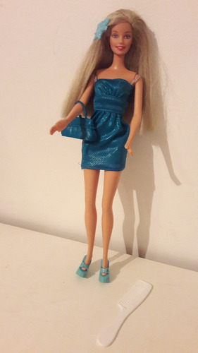 Muñeca Barbie Fashionista Original Vestido Azul