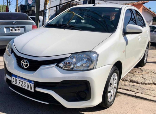 Toyota Etios 1.5 Sedan Xs 2017