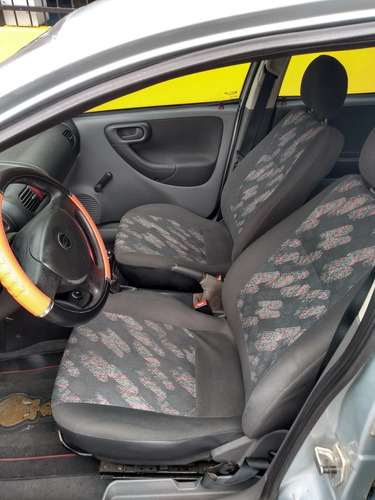 Chevrolet Corsa Sedan 1.0 Joy 4p