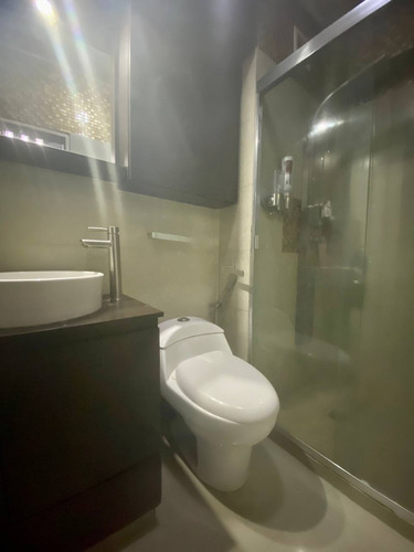 Apartamento En Venta Res. Los Pinos Llano Alto Carrizal. La