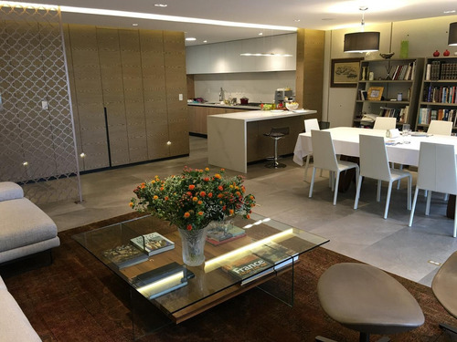 Imagen 7 de 14 de Se Vende Amplio Departamento Con Terraza En Polanco Sh