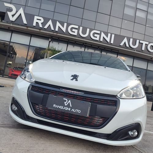 Imagen 17 de 20 de Peugeot 208 1.6 Gt Thp