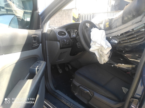 Ford Focus Trend Chocado 2.0 16v