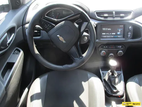 Chevrolet Onix Lt 1400cc Mt Aa