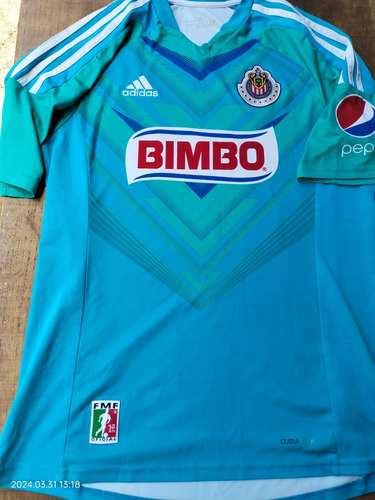 Jersey adidas Color Turquesa Chivas Talla M 