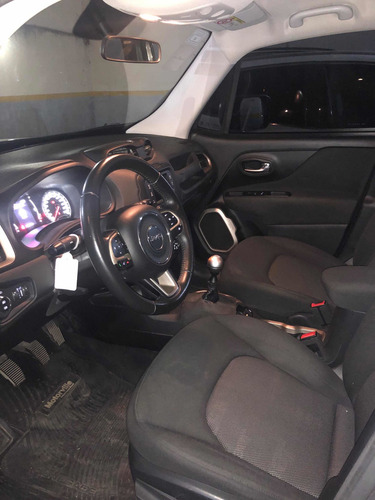 Imagen 2 de 7 de Jeep Renegade 2016 1.8 Sport Plus