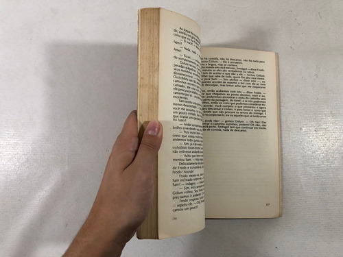 Livro O Senhor Dos Anéis: A Volta Do Anel - J. R. R. Tolkien - Editora Arte Nova W132 (Usado)