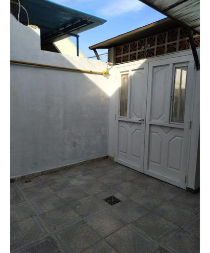 Oportunidad - Casa En Venta - Entre Rios 5200
