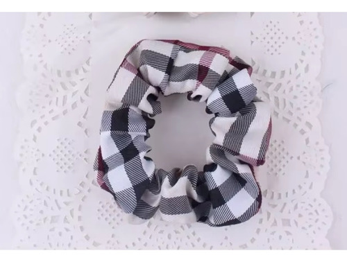 Scrunchies, Coloteros Para El Peinado, Con Diseño Elegante
