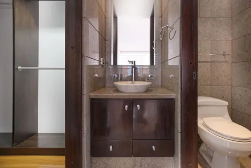 Apartamento En Arriendo En Los Rosales. Cod A3073