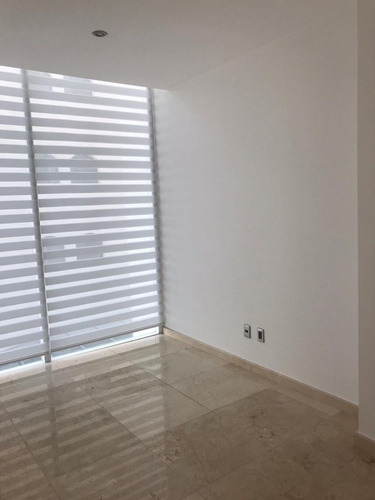 Departamento En Fuentes De Las Lomas