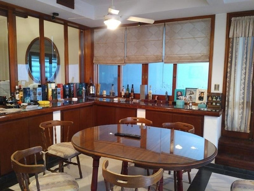 Imagen 6 de 27 de Venta- Excelente Casa - 8 E/ 41 Y 42 - Lote 10x60! La Plata