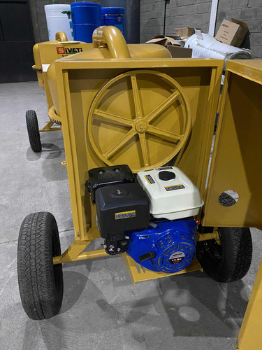 Trompo-mezclador Concretó Domosa 1 Sacó 360l 13 Hp Gasolina.