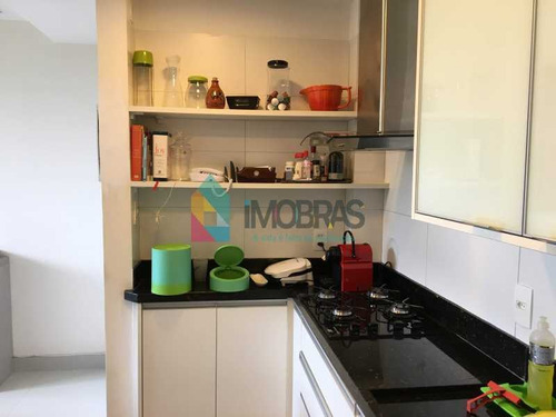 Imagem 10 de 15 de Apartamento Totalmente Reformado, Fino Acabamento Em Localização Privilegiada Tranquilidade Total !! - Boap10473