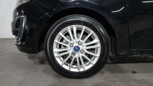 Ford Figo 1.5 TITANIUM AUTO