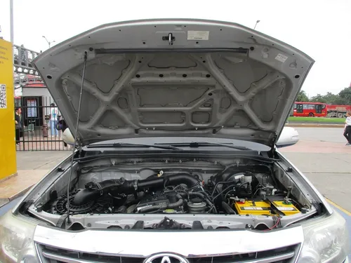 Toyota Fortuner Sr5 4x2 2700cc At Aa