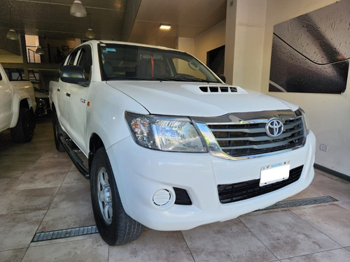 Imagen 2 de 6 de Toyota Hilux Dx Pack 2.5 Turbo