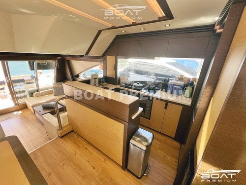 Imagem 2 de 14 de Intermarine 75, 2012 - Phantom - Ferretti - Cimitarra -