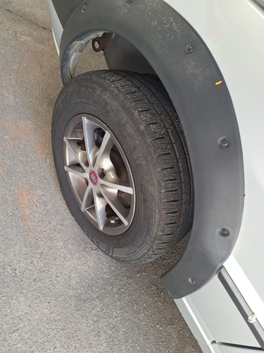 Fiat Uno mille 1.0 Fire Flex 5p