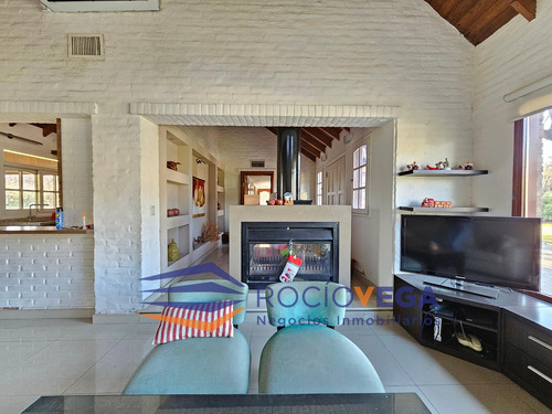 Casa En Venta Y/o Alquiler En Country Banco Provincia, Francisco Alvarez Moreno