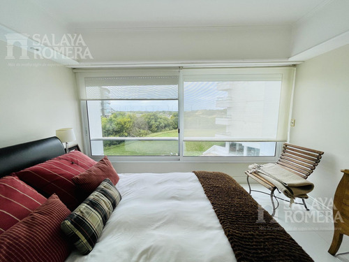 Venta - Departamento De 3 Dormitorios En Suite Mas Servicio Primera Linea Playa Brava Sap5498912