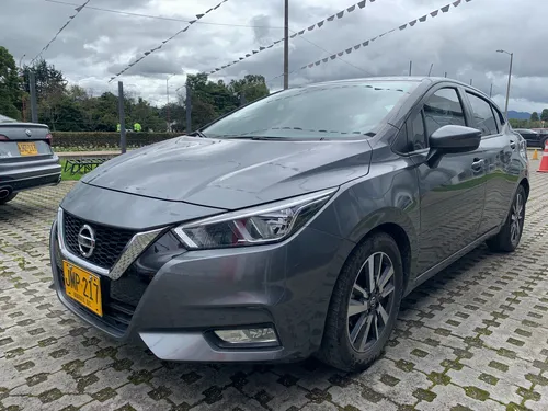 Nissan Versa 1.6 Advance