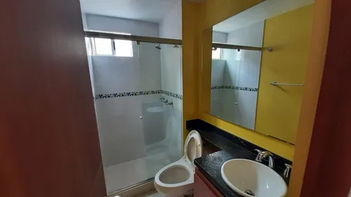 Apartamento En Arriendo En Colina Campestre Iii, Iv, V, V. Cod A242