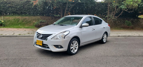 Nissan Versa 1.6 Mecánico 