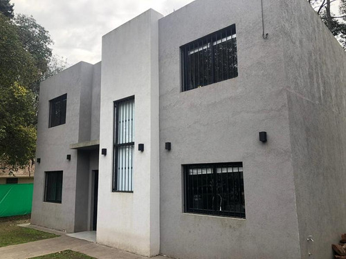 Casa En Venta 3 Amb. En Barrio Links Erratchu- La Union