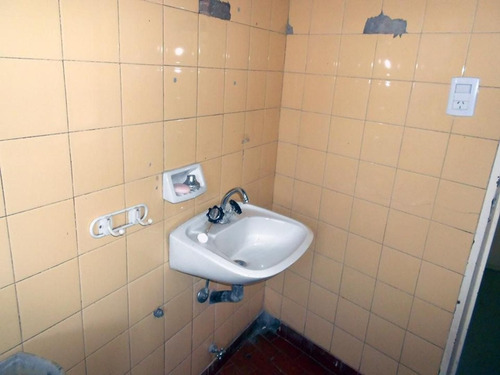 Imagen 13 de 17 de Oficina En Alquiler En Ramos Mejía