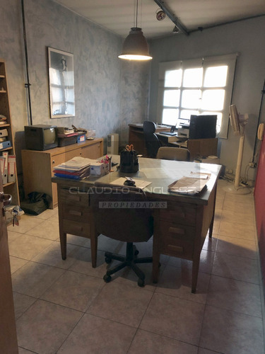 Imagen 12 de 21 de Venta De Galpón C/oficinas En Av. Rivadavia, Haedo.