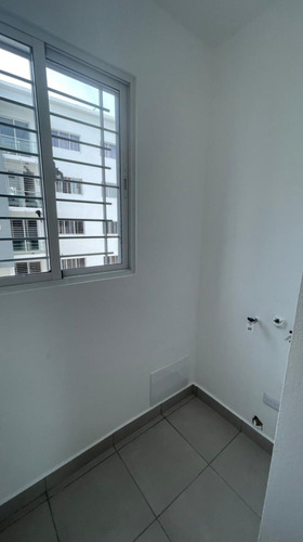 Imagen 7 de 20 de Se Renta Apartamento (se Alquila)