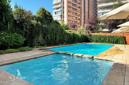 Amplitud, 4 Dorm. + Servicios, Pisos Madera