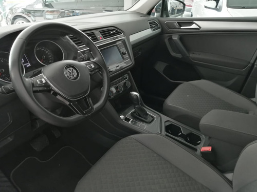 Imagen 9 de 14 de Volkswagen Tiguan Trendline Tsi Dsg L4 150 Hp 2019