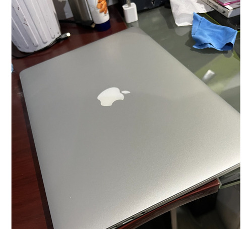 Macbook Pro Retina 15.4 (Usado)