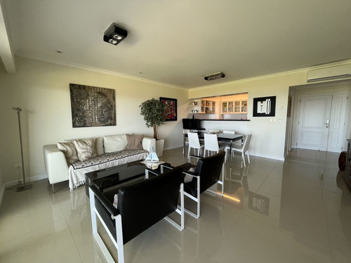 Imagen 4 de 22 de Departamento En Venta En Playa Mansa