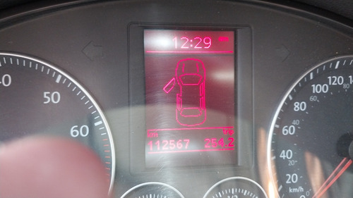 Volkswagen Vento 2.5 Luxury Wood