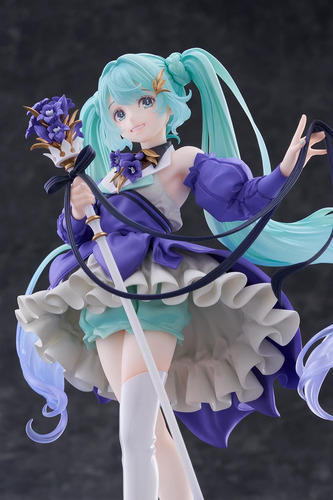 Hatsune Miku - Birthday 2024 Flower Version - Furyu