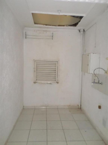 Sala Para Alugar, R$ 2.500/mês - Centro De Apoio Ii (alphaville) - Santana De Parnaíba/sp - Sa0180