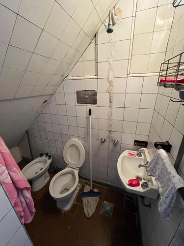 Hermosa Casa 5 Ambientes En Venta *mataderos*