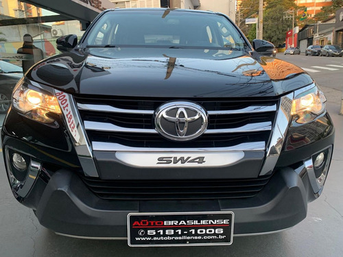 Toyota Hilux SW4 SRV 4x2 2.7 Flex 16V Aut. (7 lugares)
