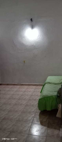 Imagen 5 de 8 de Se Vende Casa, Ideal Para Uso Comercial En La Calle Carvajal