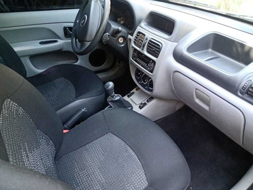 Renault Clio 1.2 Authentique Pack Ii 75cv 2011