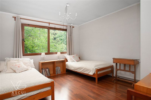 Condominio No Perimetral, San Carlos, 4 Dorm, 5 Baños ,
