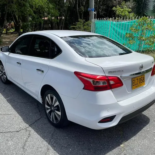 Nissan Sentra 1.8 B17 Fl Exclusive