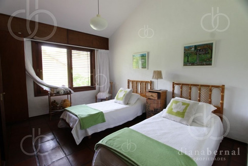 Imagen 16 de 23 de Chalet En El Golf, 4 Dormitorios Y Piscina Climatizada.- Ref: 54206