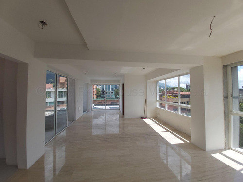 Pent-house En Venta En La Castellana Cda 23-4628 Yf