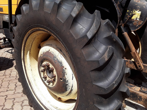 Trator Valtra Bf 75f - Ano 2005 - 884 Horas-oferta